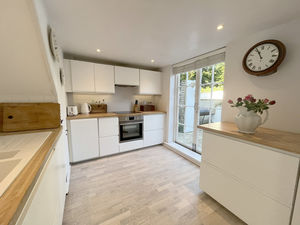 Photo 5- click for photo gallery